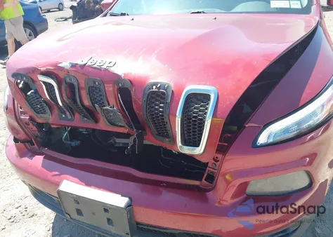 2015 Jeep Cherokee Latitude из США, поврежденный, VIN 1C4PJMCB2FW653046